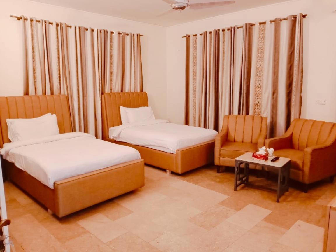 Hôtel Blue Moon Residency à Islamabad Extérieur photo