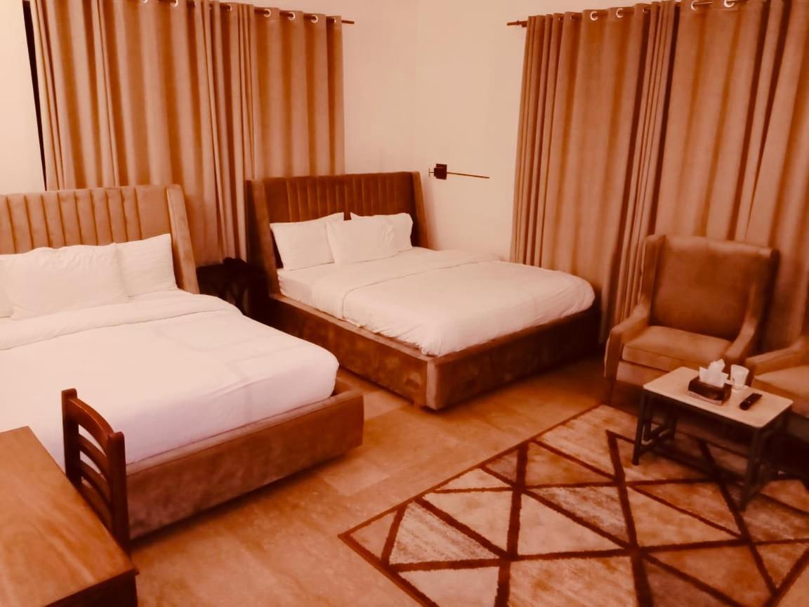 Hôtel Blue Moon Residency à Islamabad Extérieur photo